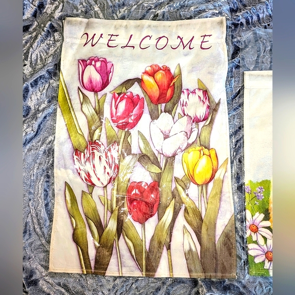 Set of 4 Seasonal Garden Flags - Spring, Summer, Autumn, Winter - Picture 5 of 6